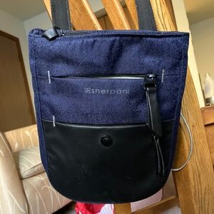 Sherpani navy blue over the shoulder bag